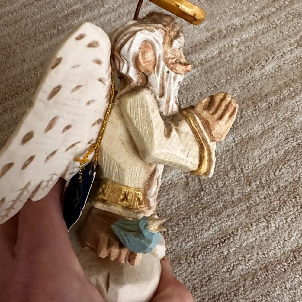 THE OLDEST ANGEL BY DAVID FRYKMAN 1995 PRAYING HANDS